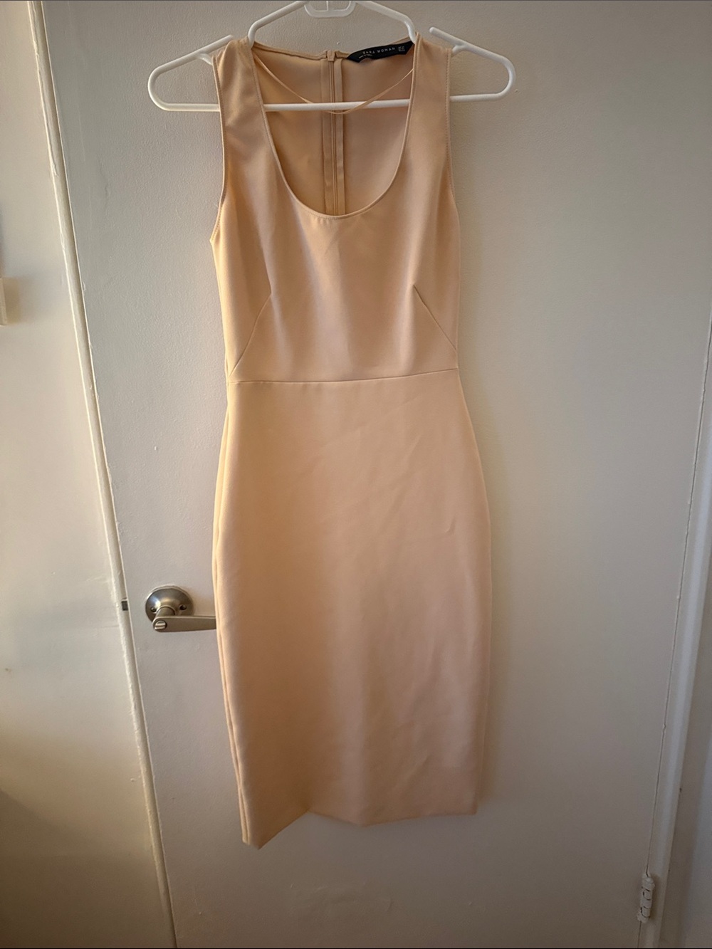 Ann Taylor Sleeveless Cream Sheath Dress